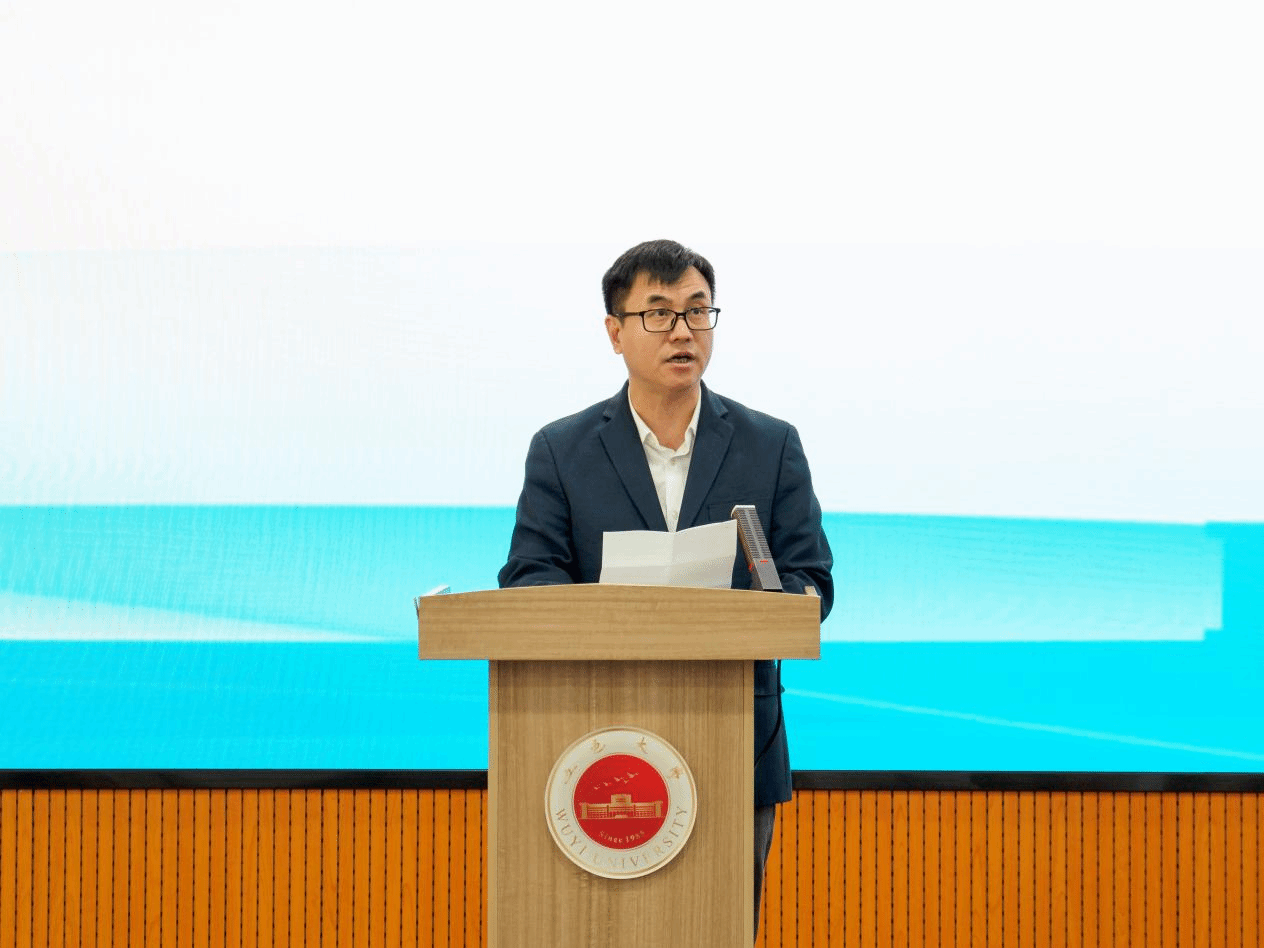 97DBFB618E010DD34AF87CFE14A_69200D2E_3F246