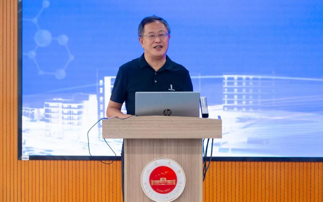 EE10341043EE2D50262CEB2DF5A_5507DFBD_1201C