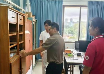 E45110157BA6C90949DF3232D65_1D0BAFA9_4965