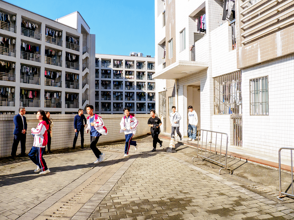 5C8763F47134DC801387F399EE0_D643D544_7C945