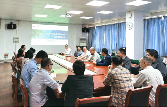 792E518160E1CDA35A19340061C_F13365E4_1958D