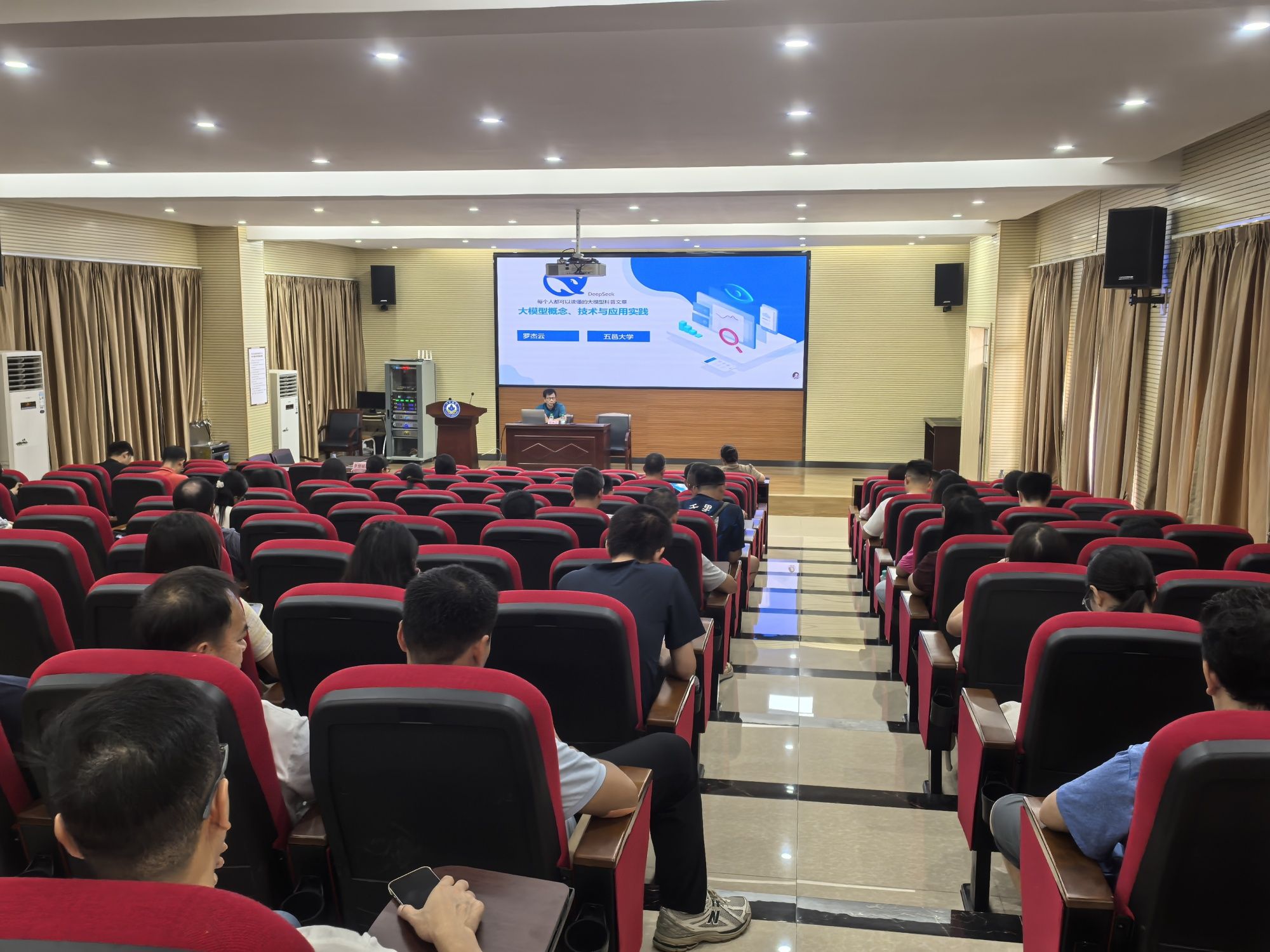 92A5EEE503738E8BD2111658402_B8EABD44_58631