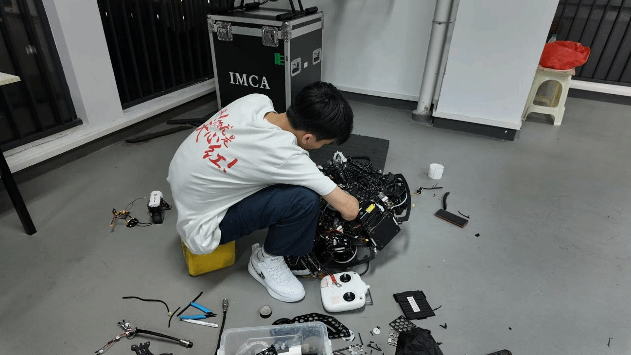 C1917F683AA5E1DC107D289E7E4_806117FE_57A03 C1917F683AA5E1DC107D289E7E4_806117FE_57A03