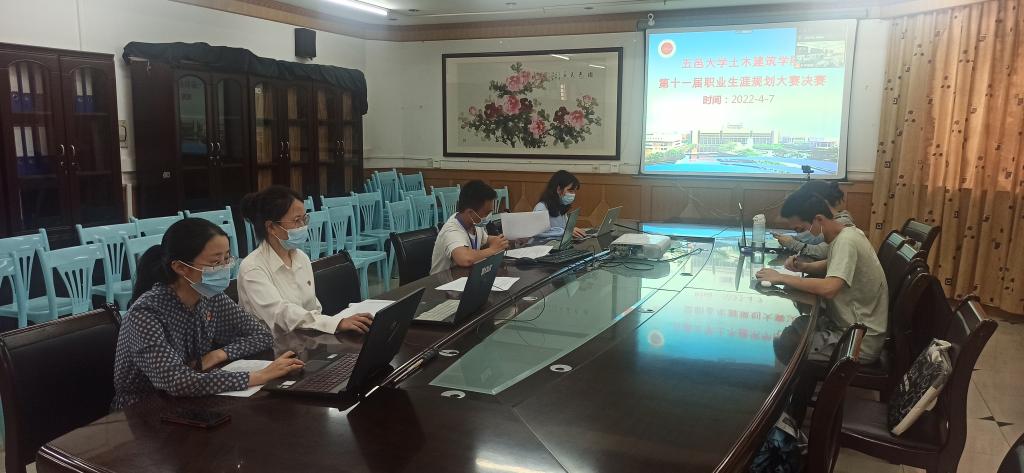 355BB029CA46F15C1D20AD508DD_3DCCE943_12421