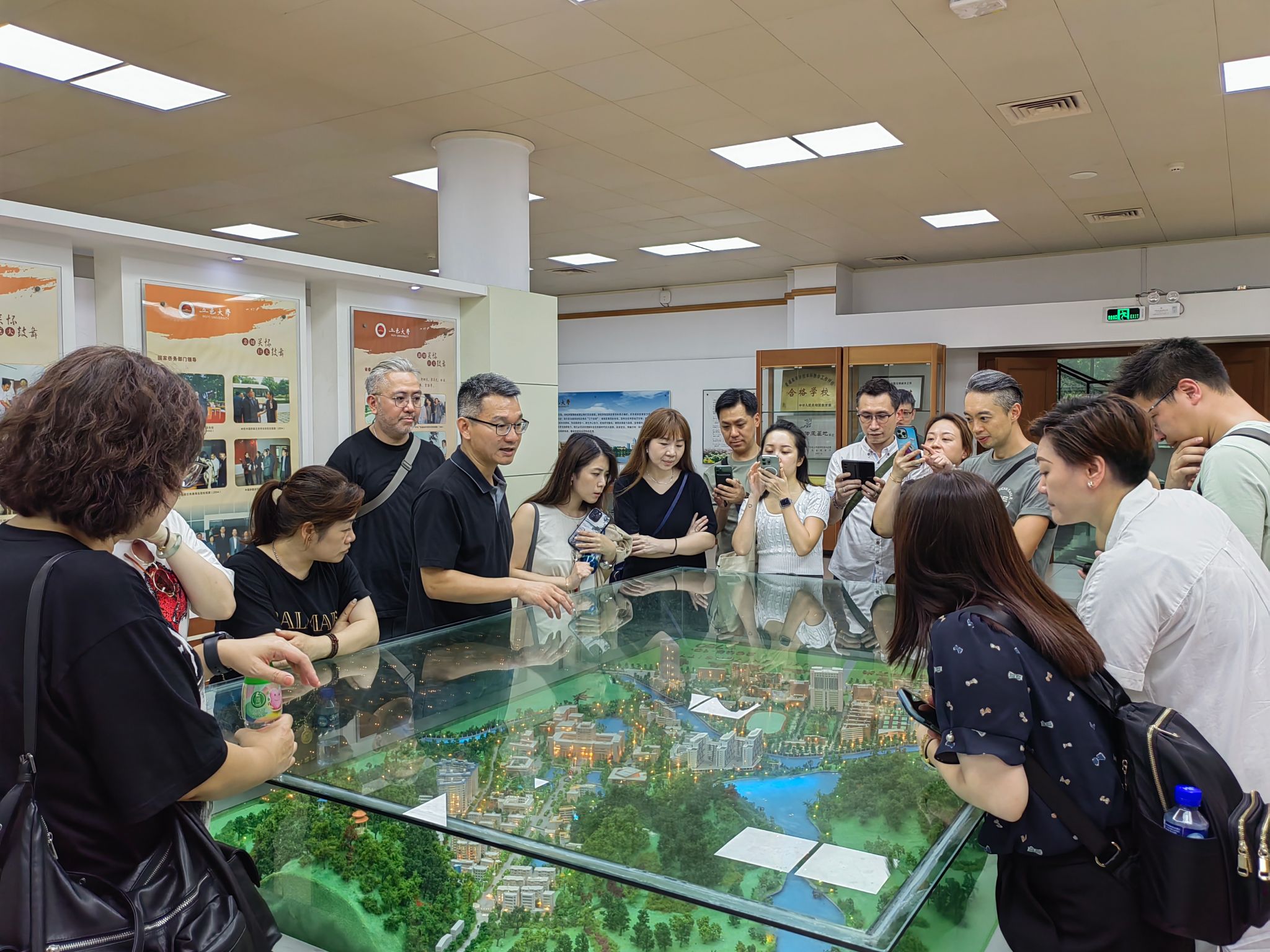 025AA6FFF3CA4EFD0D413E20A9A_EB44BA82_6BBBF