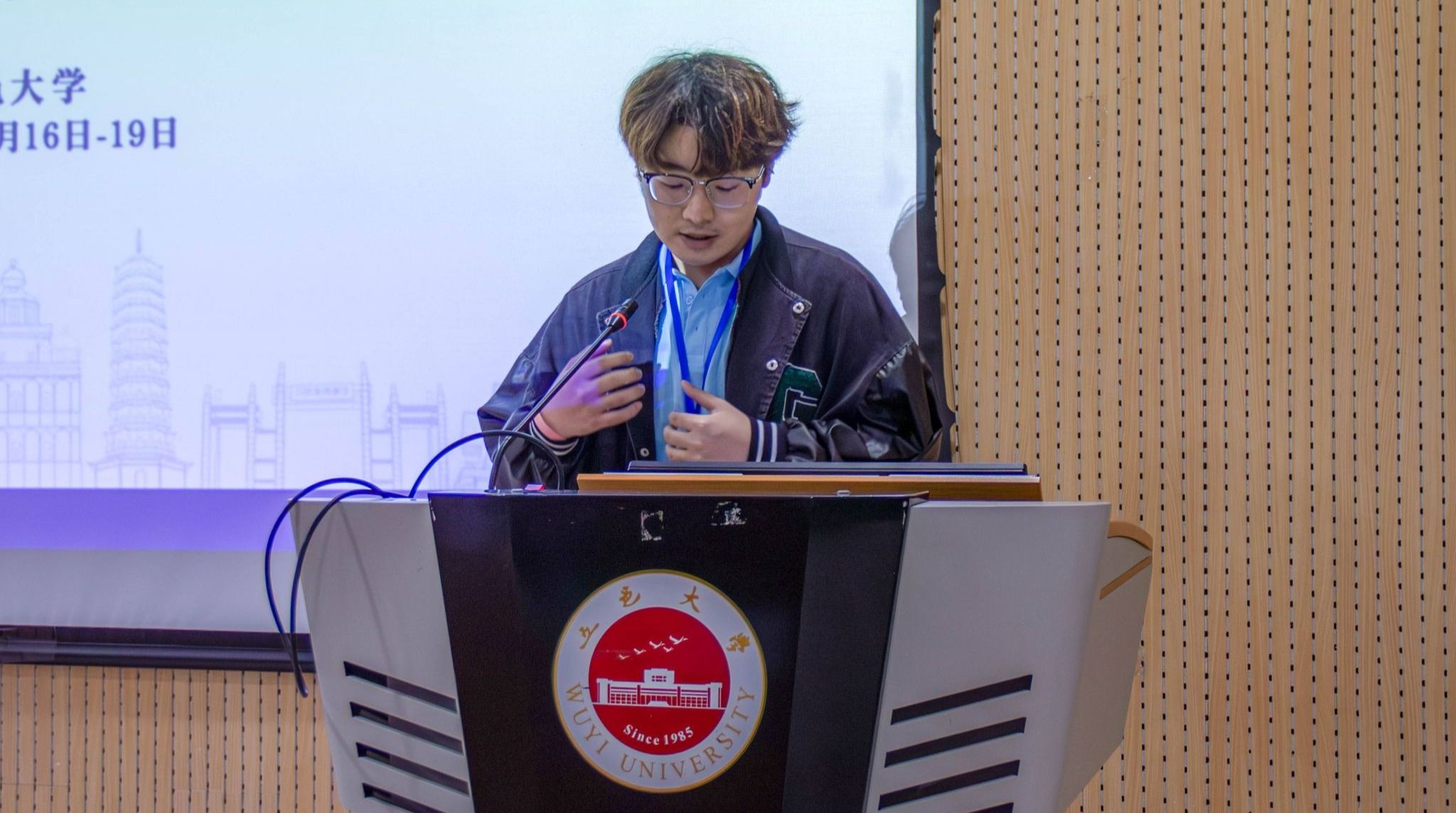 F93BD9C9685686858354906346E_2BF5ADCF_3DB7E