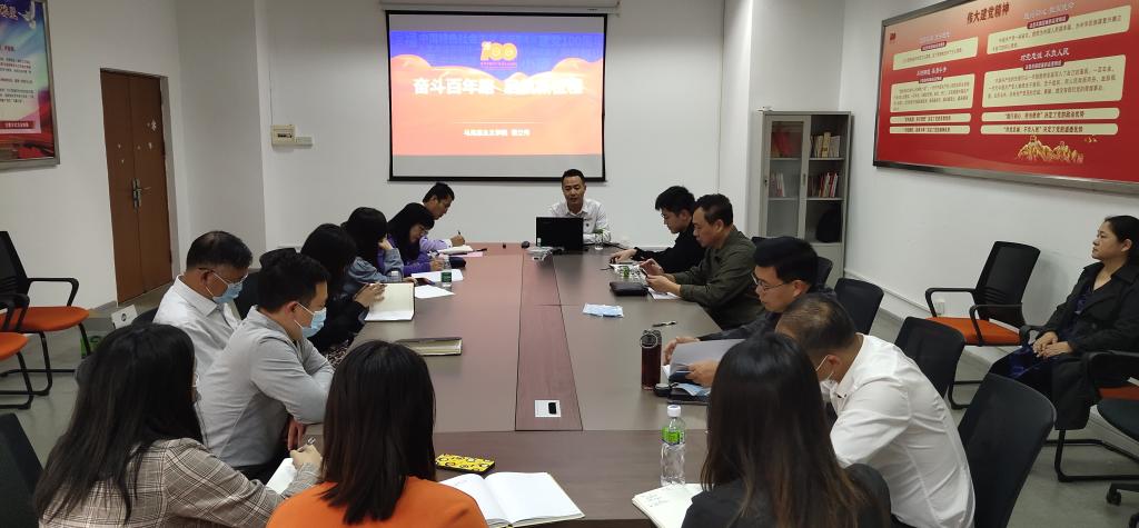 B446E55361C33C98E2F2BFC6DB1_2E215633_10905