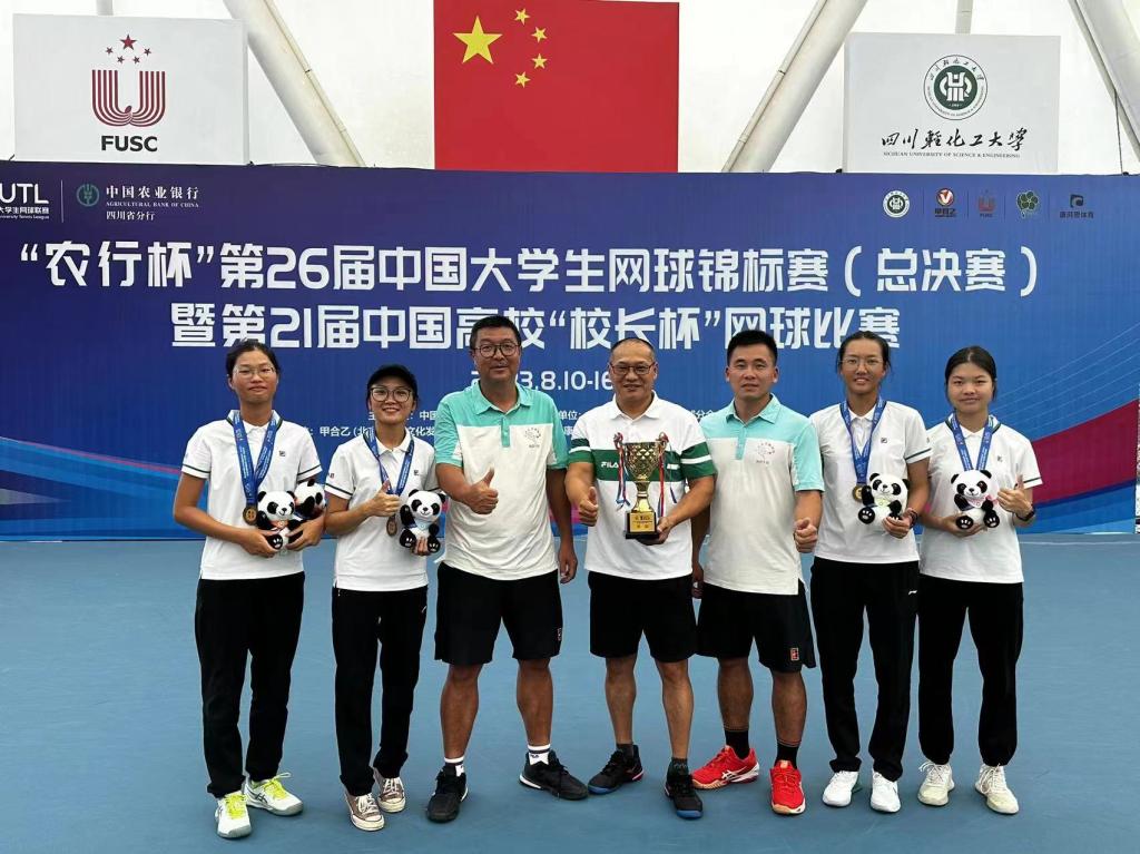 D5617213286B6AEEF754C7D8FCB_24D8006F_1D2C1