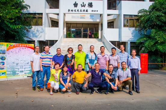 8BF0E20F6955E5C3D404AE35EB1_055E7C1E_B091.jpg?e=