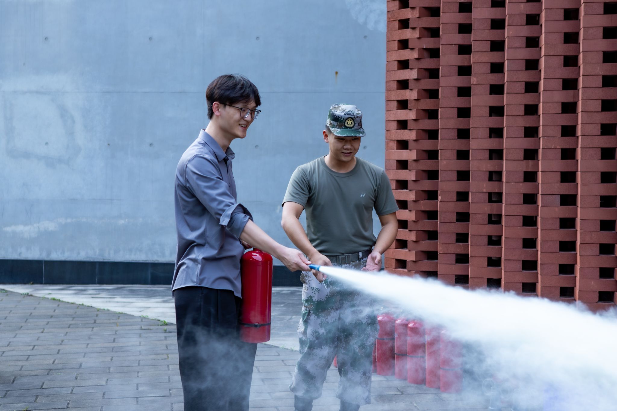 FA09E0A1D9DEE1D21CB77246F5D_1B191833_3EF51