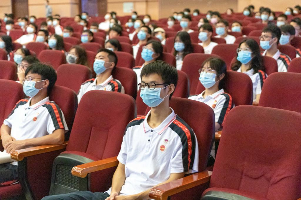 DCAB70C1C2014D86DCEC9E51EC9_93A25F41_19D13