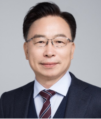 �����鳤��ģ���о��Ŷ�