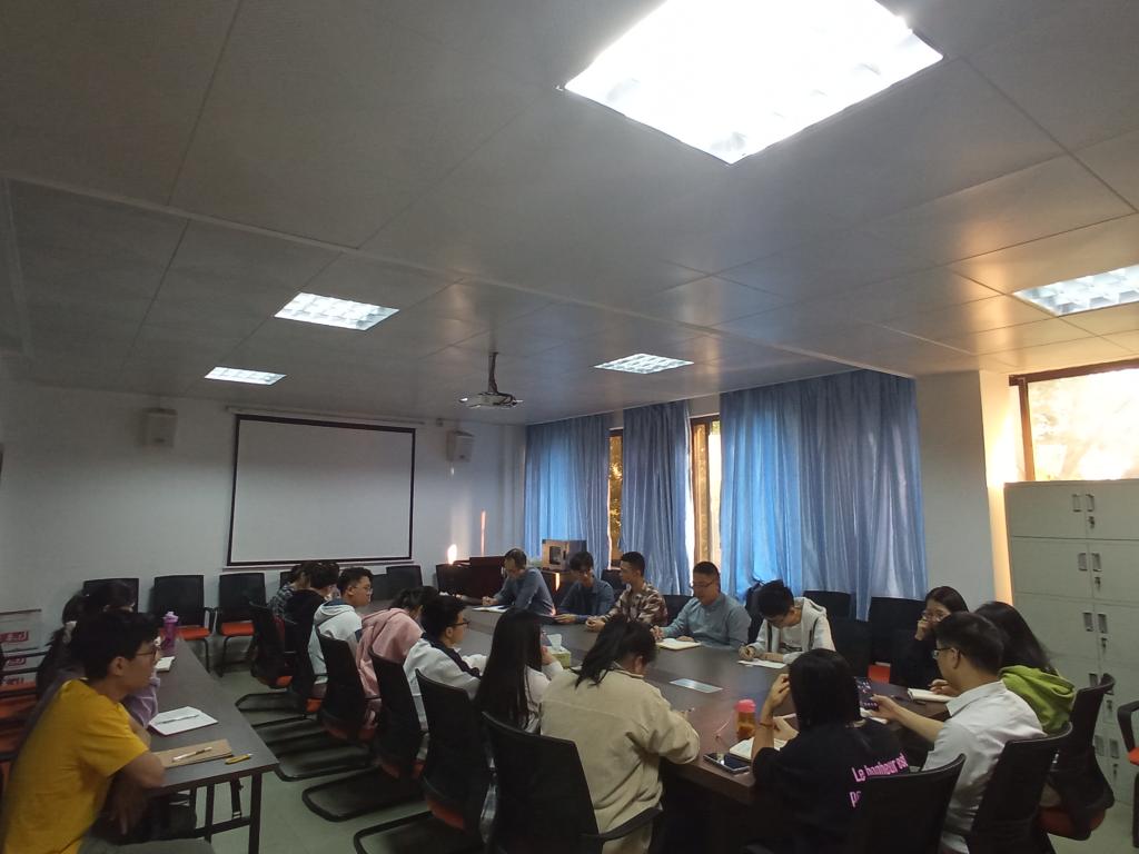 C5B7DBB64705F2E22EDF2450631_FC950907_11F58