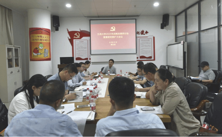 B702A1EE7B6212F35C27CAD1549_26ED0015_2B172