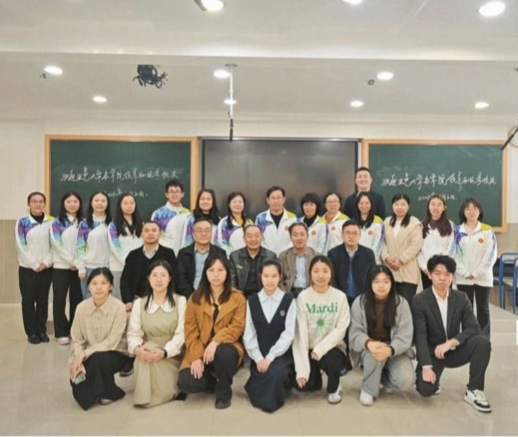 F40E0F17D772E36D2057C2A0579_370A02AE_F910