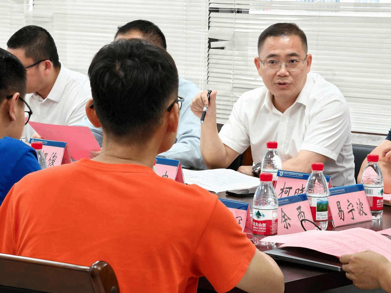 EFC7439F0847E1FB54433670999_8F917F29_6D21A EFC7439F0847E1FB54433670999_8F917F29_6D21A