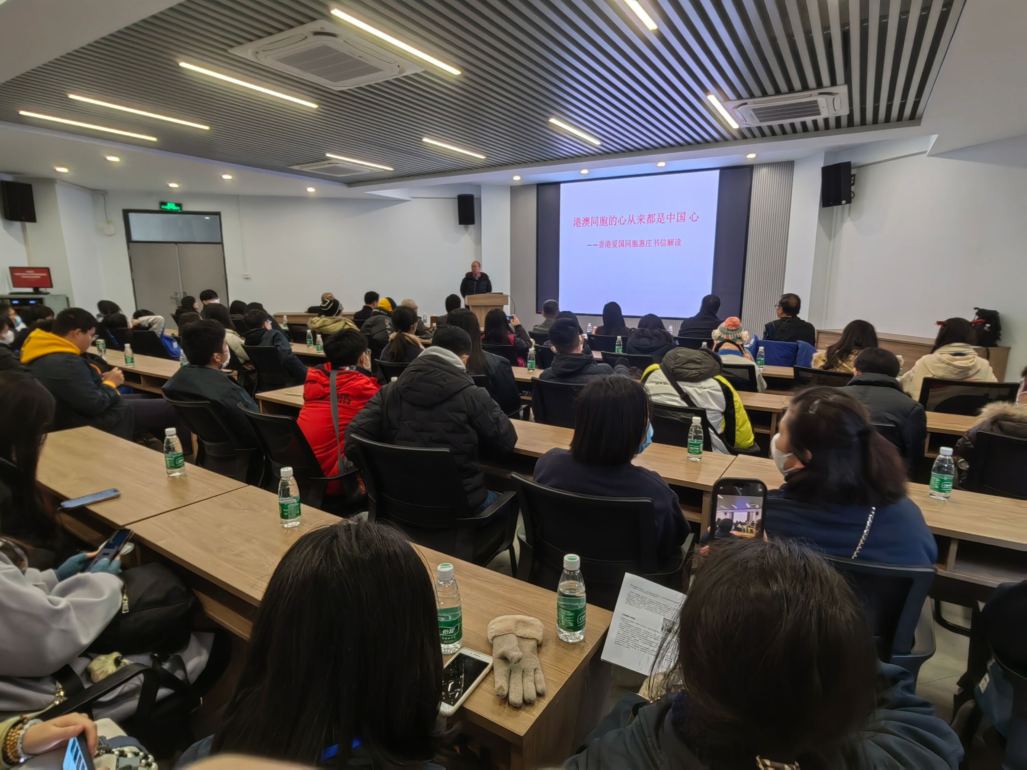 D3341EEAB9811175F401B4DF776_941C65F3_584E5