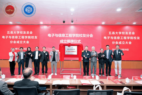 6827A2C77F9DE7887970911D4C5_DA4095DB_1424E