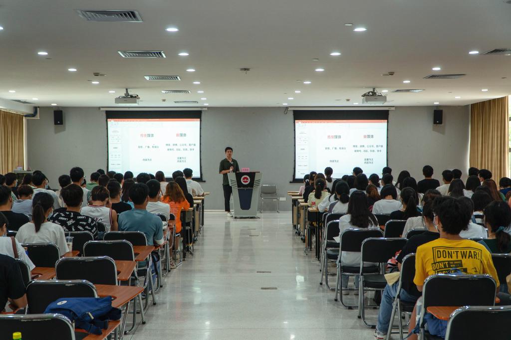 088B1AE26E634B309119F33FD7F_E90ADBE2_15DE6