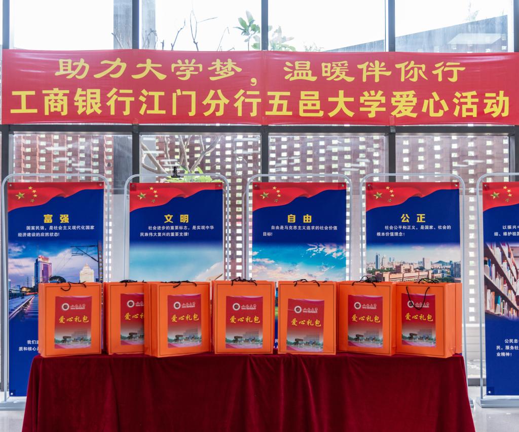 DDEB2C1FF9CFD629A40A94D4019_943FD9BA_222E5