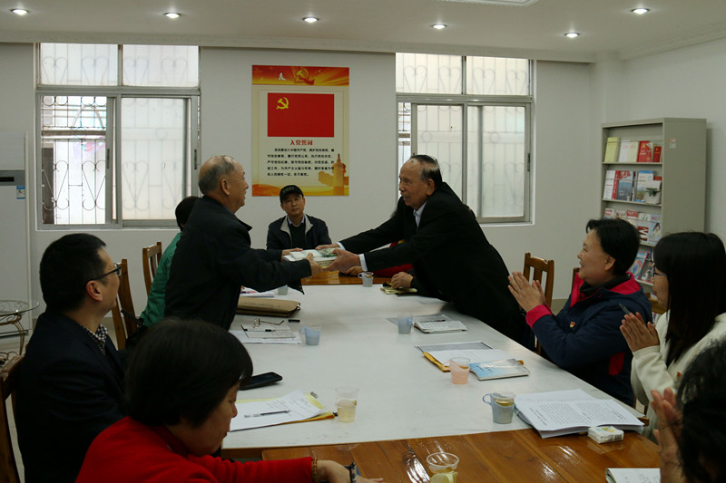 2CF2D8BB69FCEFCB953066B3D1B_E90E6EFA_1B4CD