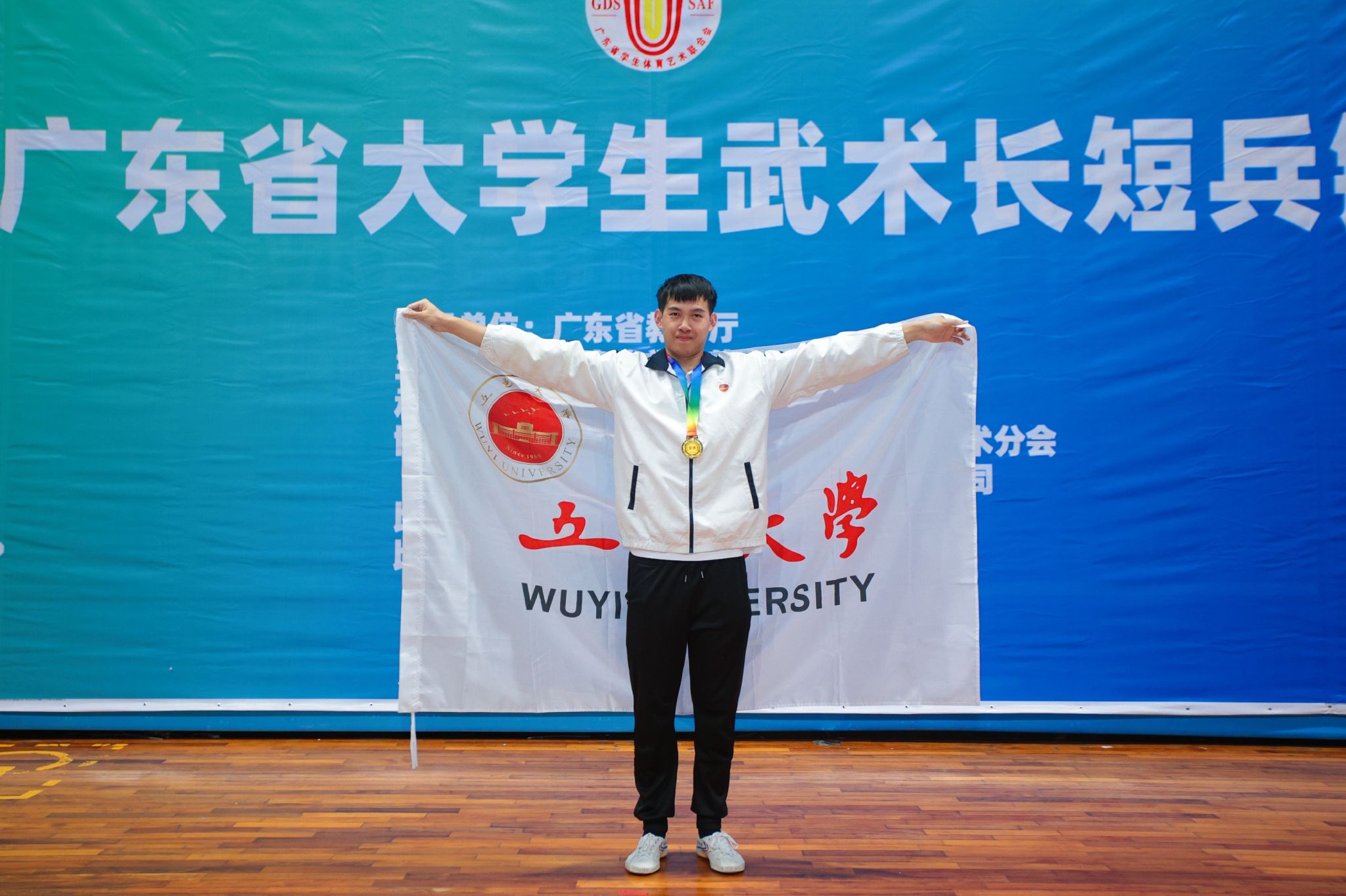 4FC0006E09EAAF8EB88A47BC7EB_299AF281_41C75 4FC0006E09EAAF8EB88A47BC7EB_299AF281_41C75