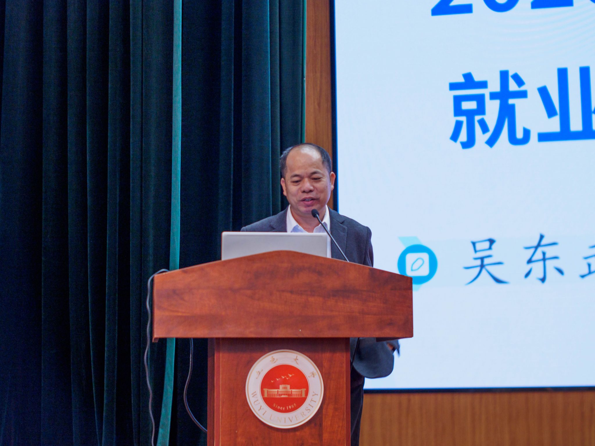 190BDF4F084C785214CD781F53A_1CA77533_4707C 190BDF4F084C785214CD781F53A_1CA77533_4707C