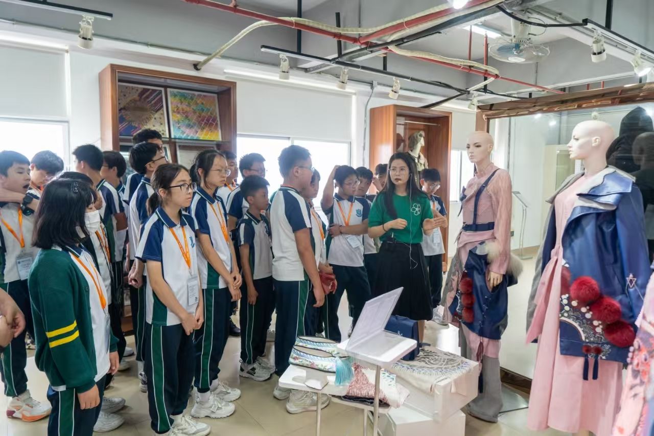 AD3F3F87CC43D4E0FCE43B68313_29BA70E8_2B49C AD3F3F87CC43D4E0FCE43B68313_29BA70E8_2B49C