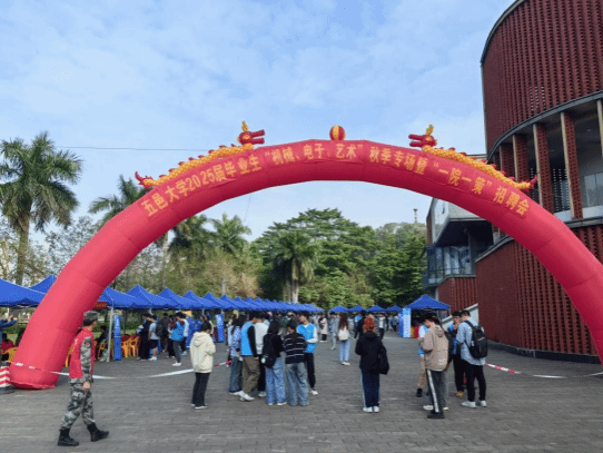 7EA5E389FDBCFD7CC880D4727E6_73B00CA8_1B0DD