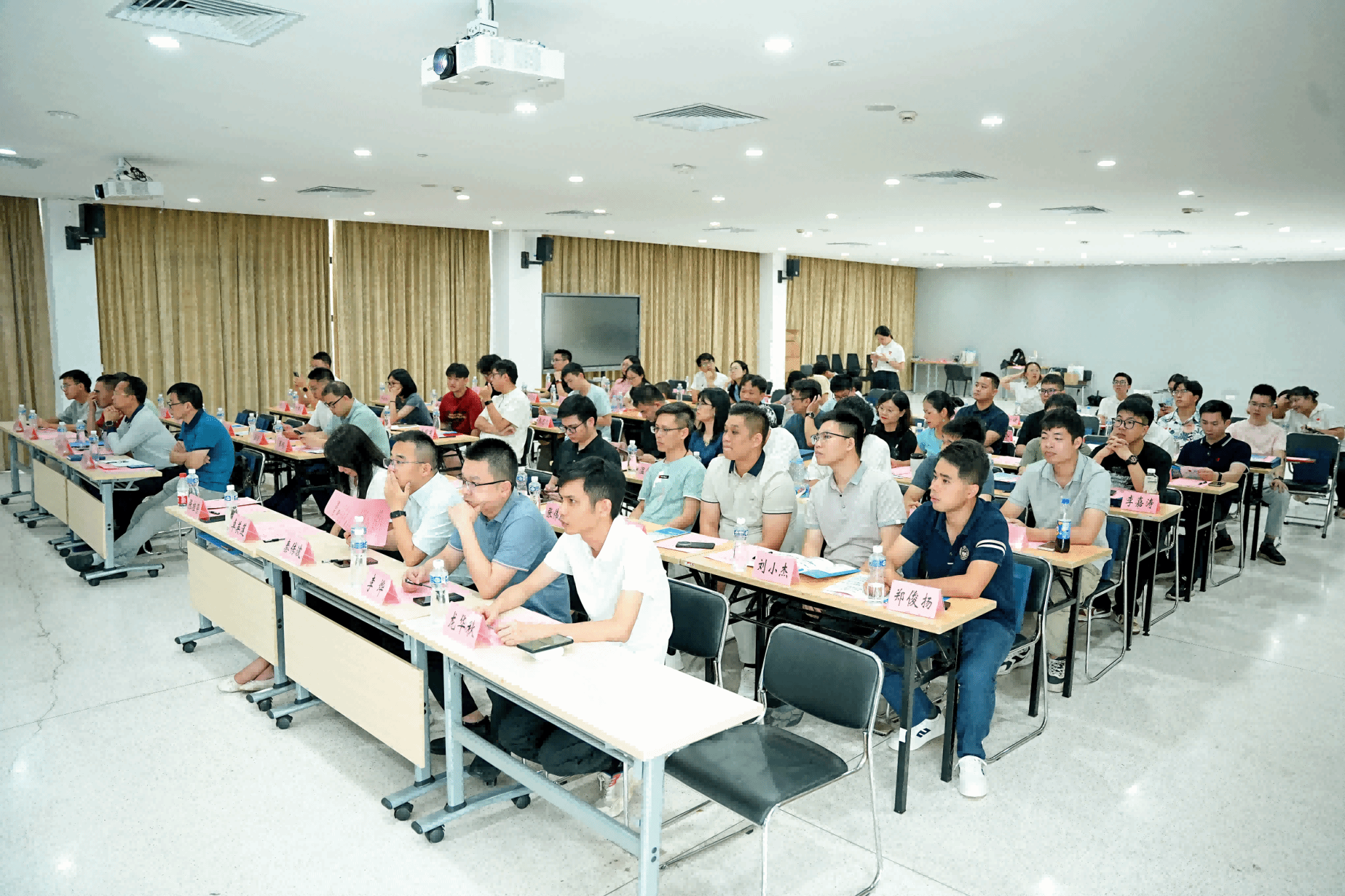 7D6501CBAC2F8662C42457E1CE9_9012BDAC_FFD68