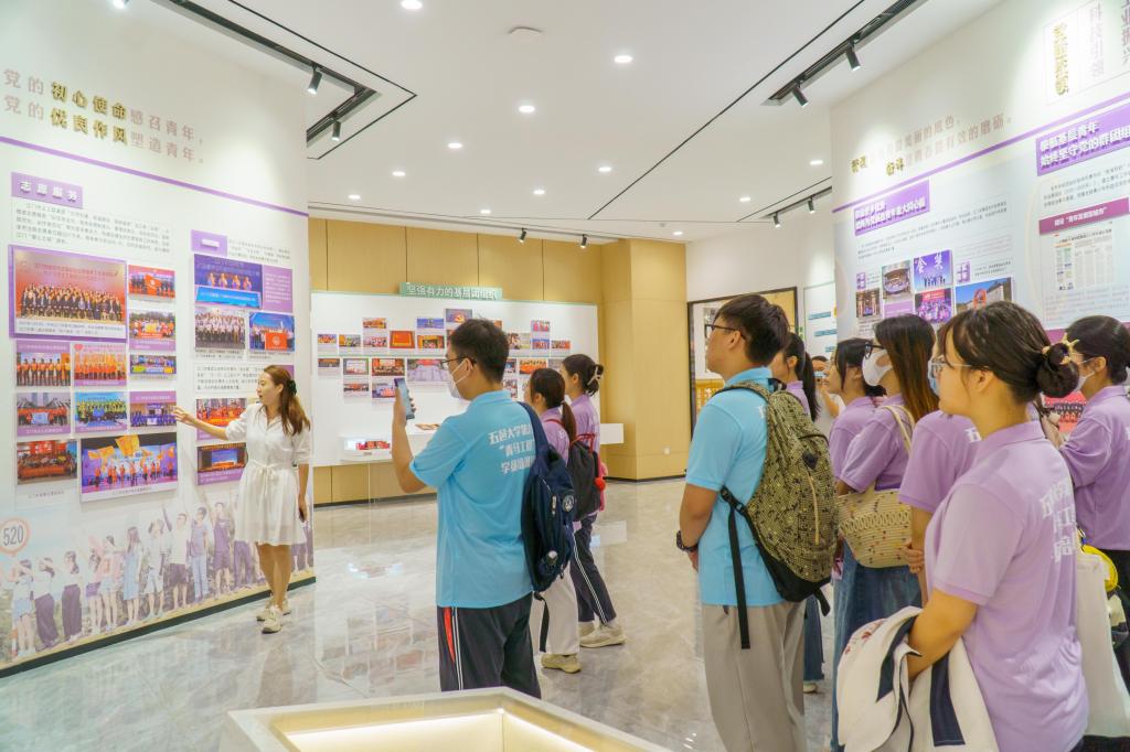 7AC3F1E213E2C206926A353FCC7_2EC77A07_1857F