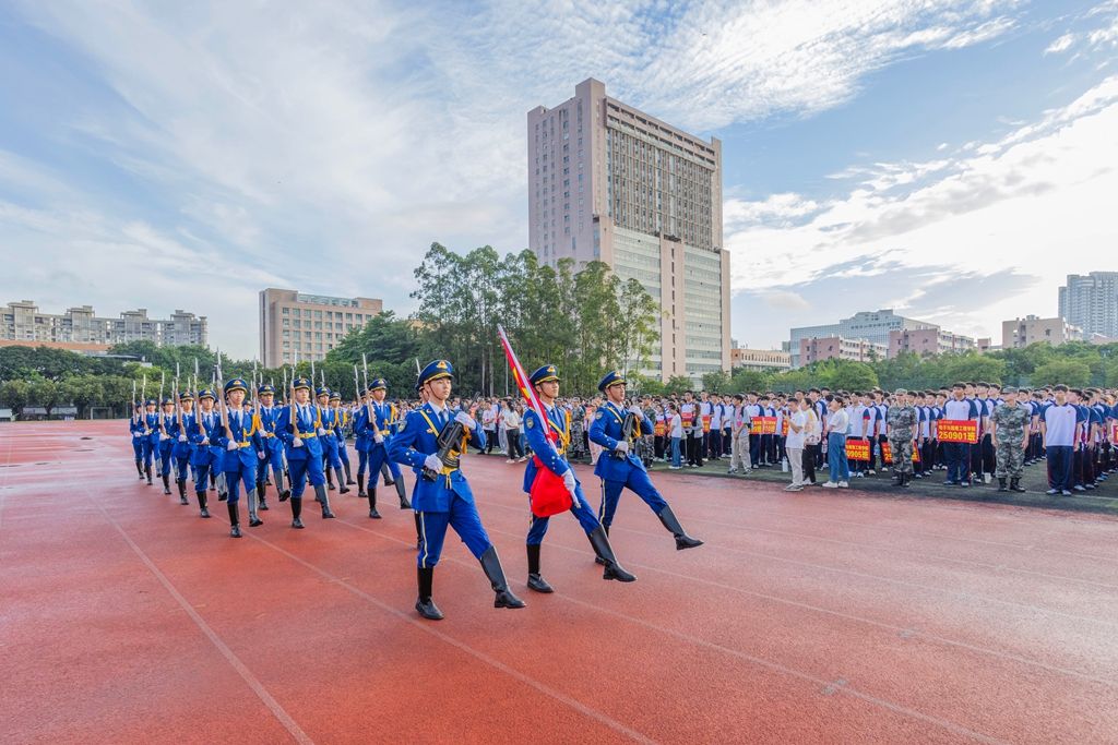 140CBABABC06848D94209705ED5_39BE84AD_21007 140CBABABC06848D94209705ED5_39BE84AD_21007