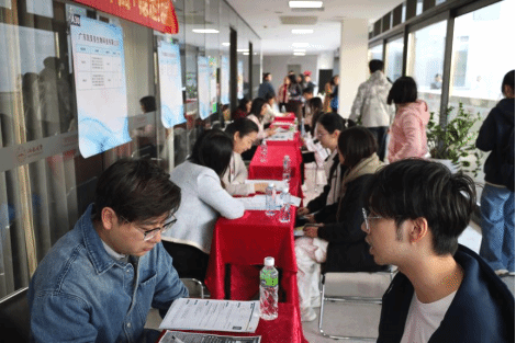 276A5E05FC8E56B3BD19D42B53C_99E0C592_165CE