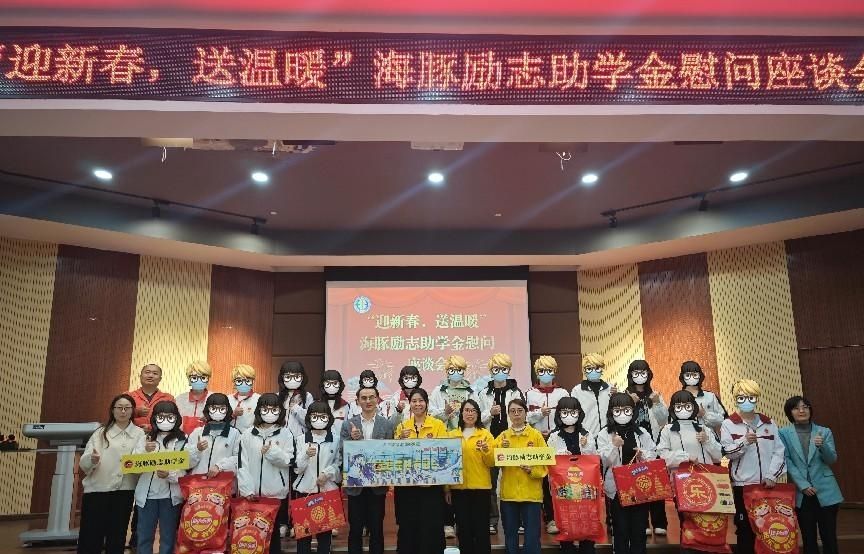 74943A4C819E42CD0260BBBE08E_F9FD8EC2_1A496