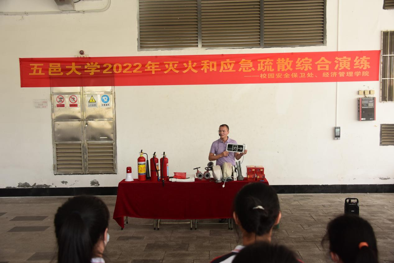 E3CB41B9C95DF1AA8E327B54282_0EEEE00E_BDA59 E3CB41B9C95DF1AA8E327B54282_0EEEE00E_BDA59