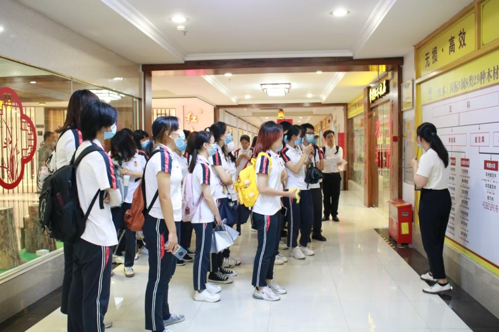 EFD0796106C7D60705B627CC2A9_4C98282C_18022