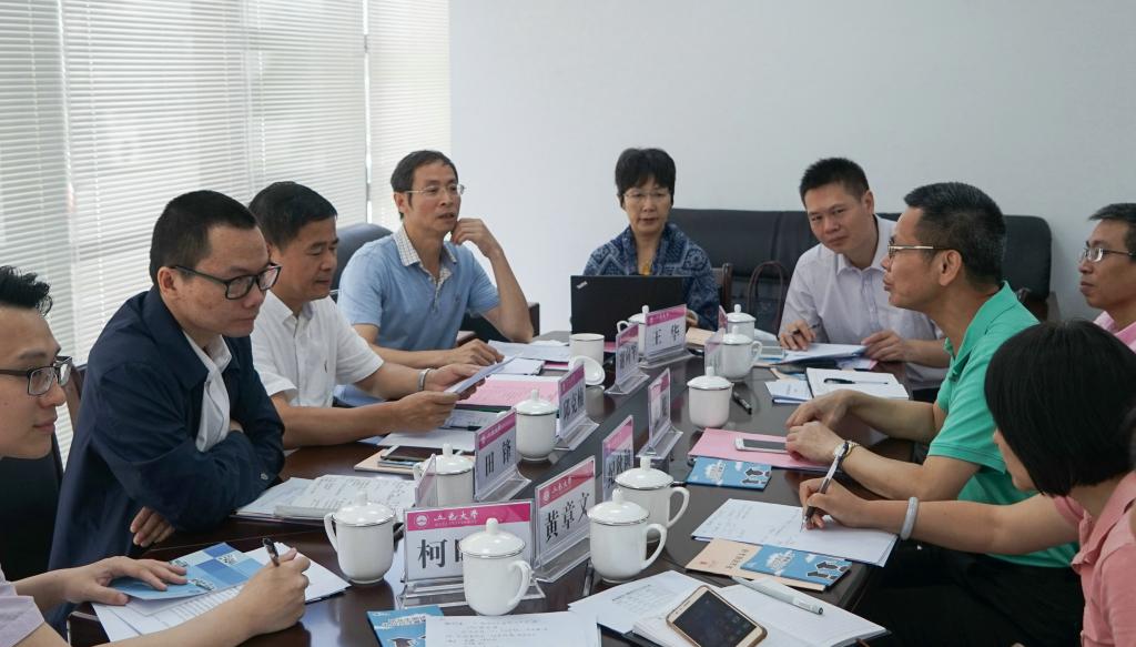 6C8E3CD212C4AADA536A8C12D53_E0F03889_13F9F.jpg?e= 6C8E3CD212C4AADA536A8C12D53_E0F03889_13F9F.jpg?e=