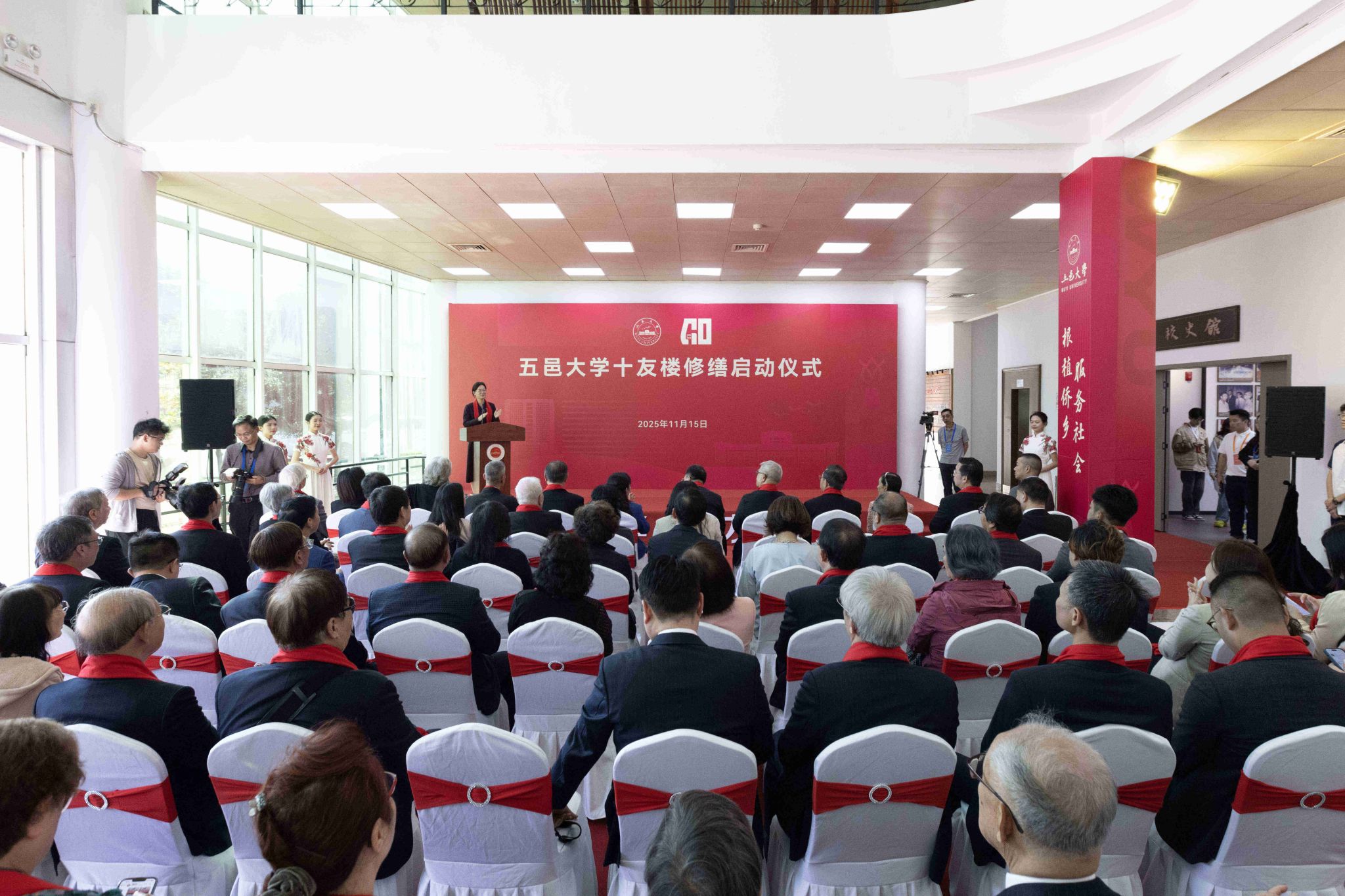 CE920ED1499EA9F9745BF9F7381_C8369E75_62F3B