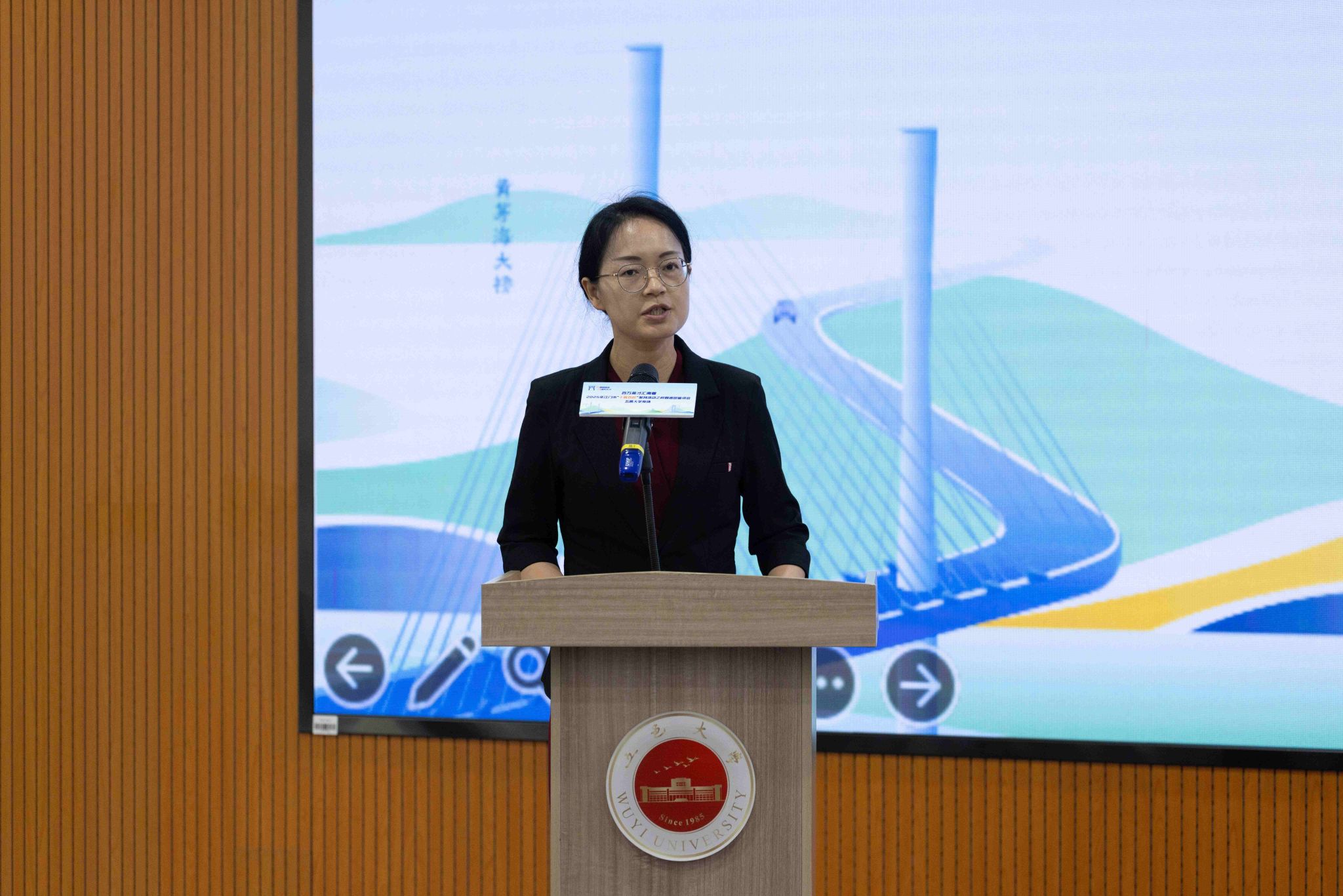 EA9A7C80FD3018D644A77D8AF96_8AF2E074_4BFF2