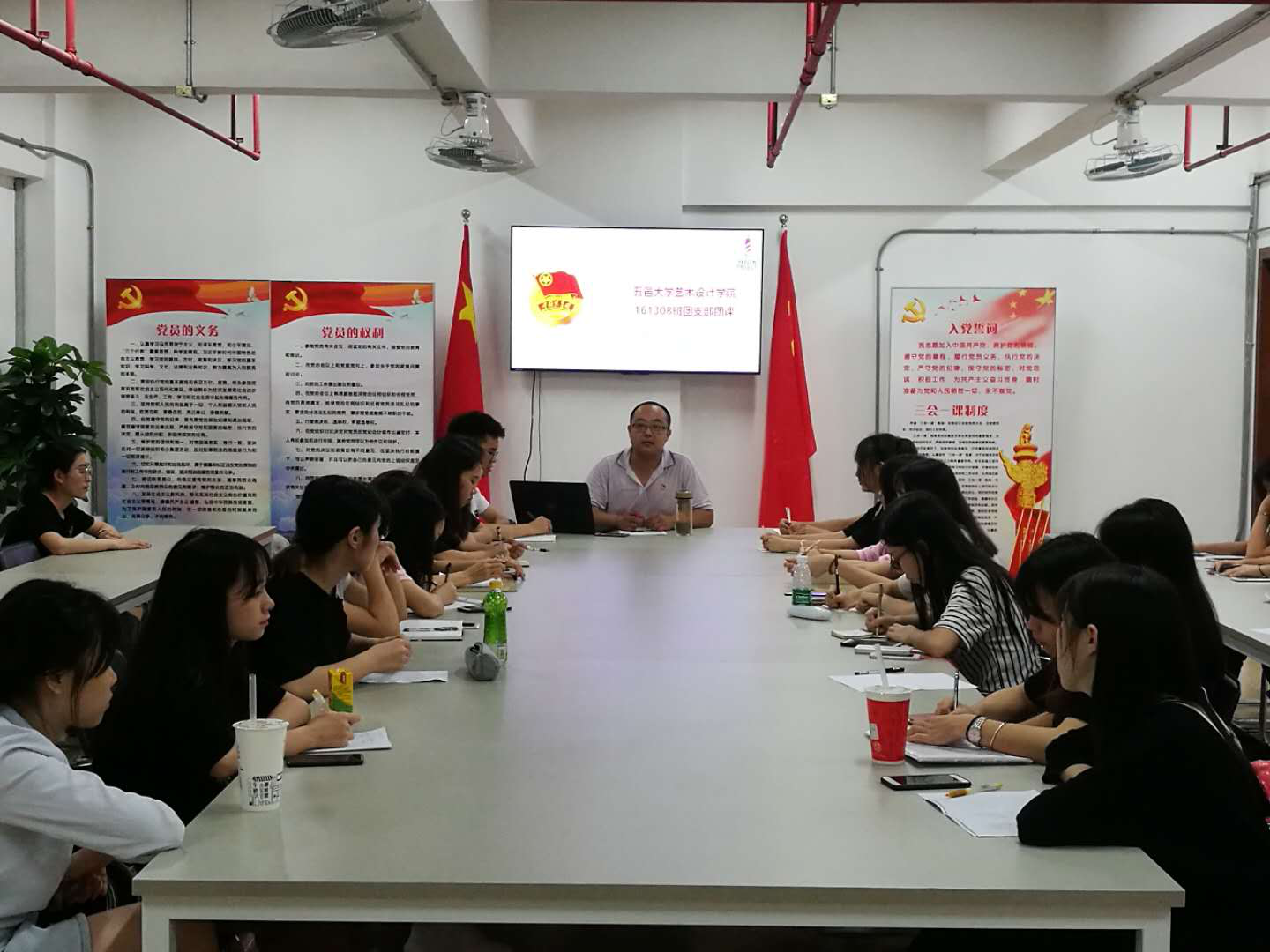 22A71E277A2704DCD4F4677C252_DD29A6DA_EF6A2