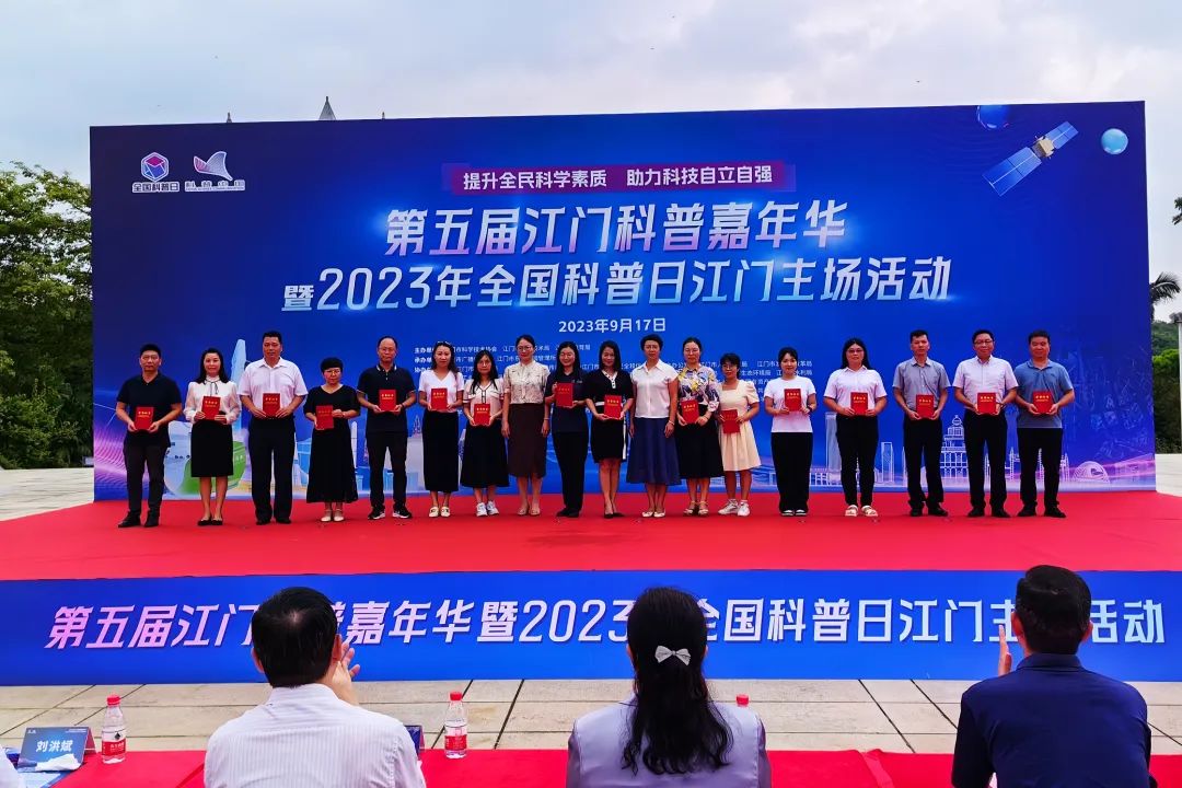 A9F4500E548B4AA141D5B3EA477_2F0221E3_21808