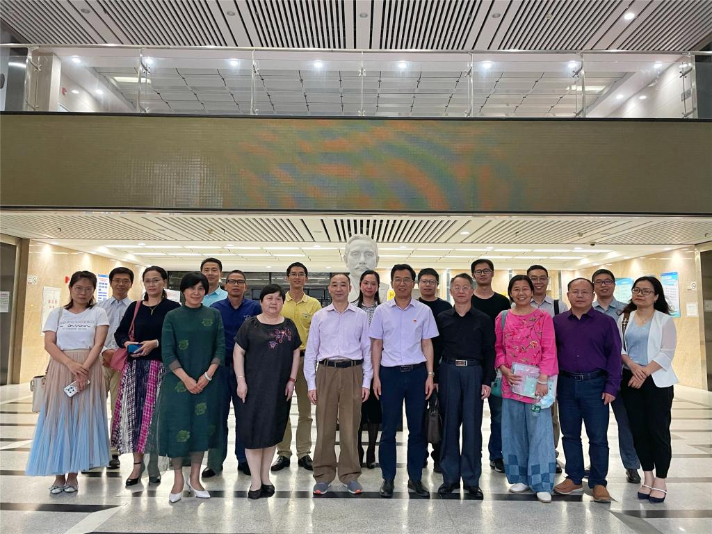 7F3828BE6E12EFEC151E70F701A_532B7114_25D09 7F3828BE6E12EFEC151E70F701A_532B7114_25D09