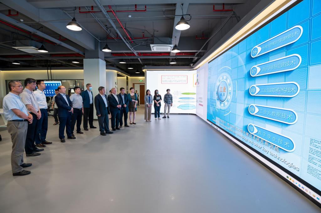 74824B4DFB04DAC47C8C696688B_BE1E8AE9_18EB8