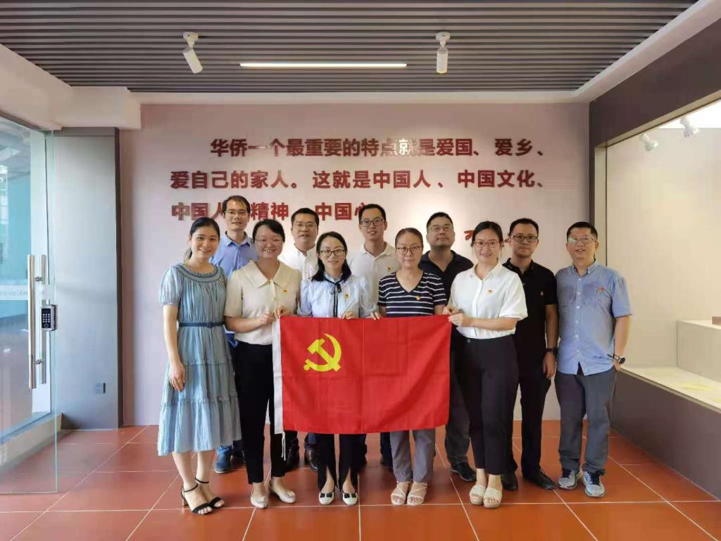 7D614E6EAC10DB0B7B9D64219CA_335DE2E7_18A8C