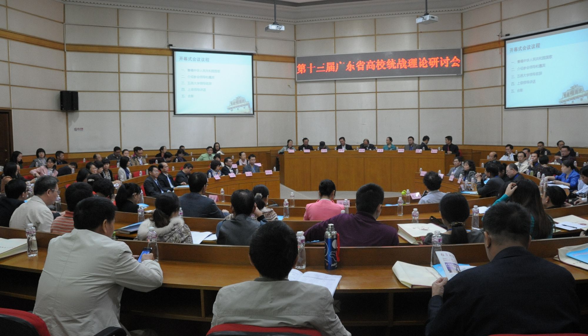 D212972A608455727F6BE23D03D_FC1E13E7_51DD6.jpg?e= D212972A608455727F6BE23D03D_FC1E13E7_51DD6.jpg?e=