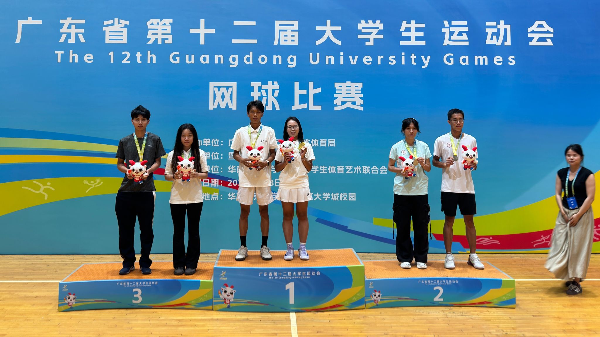 FC8B47F1461113B9C40D3909873_5F6AF7C2_45B5F