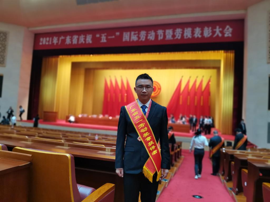 E61DC5E950527D5F007D3C407B1_70B26672_11984 E61DC5E950527D5F007D3C407B1_70B26672_11984