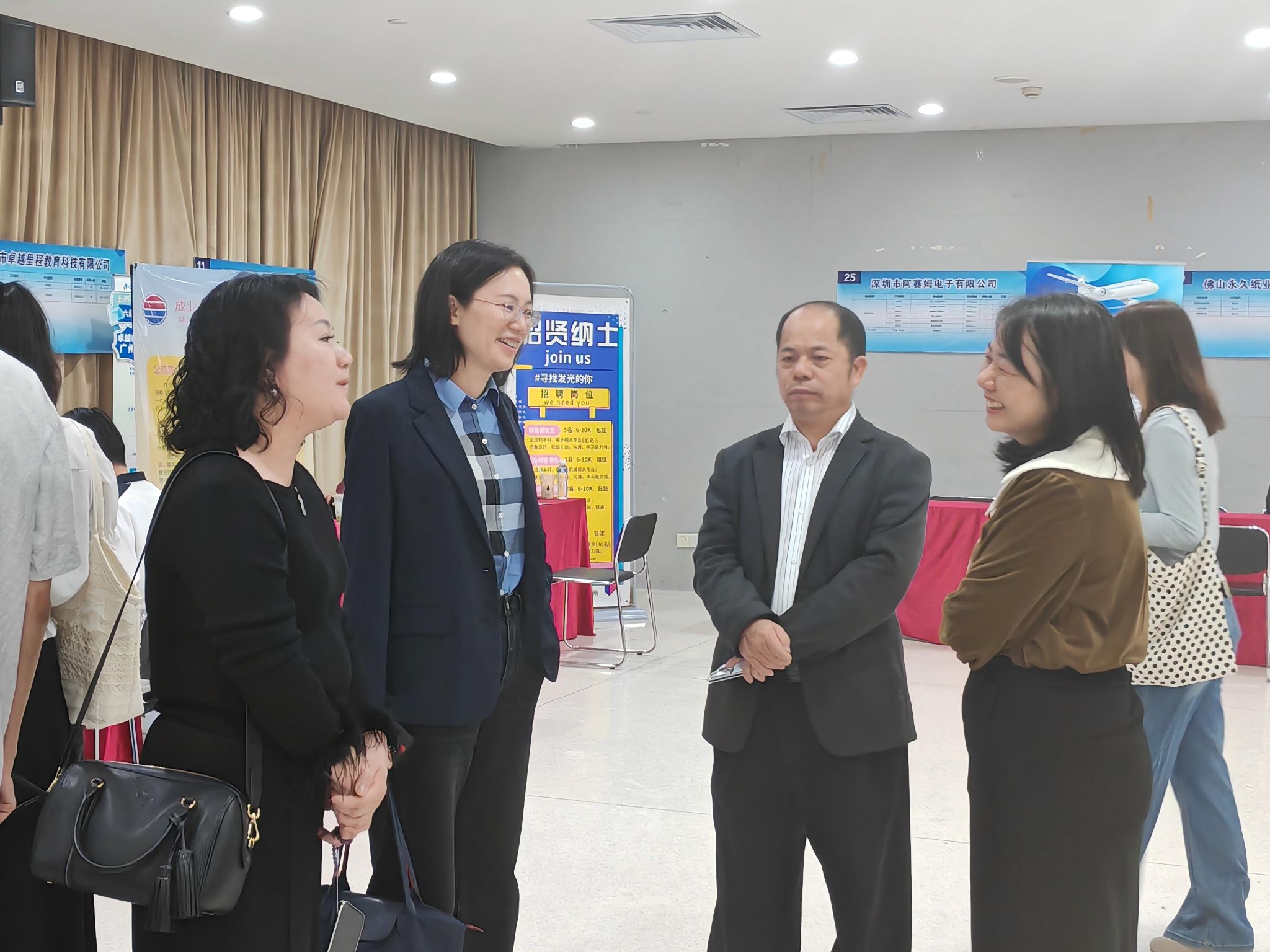 F0EACCB4E254182892738206B33_AEA7BB92_48B12