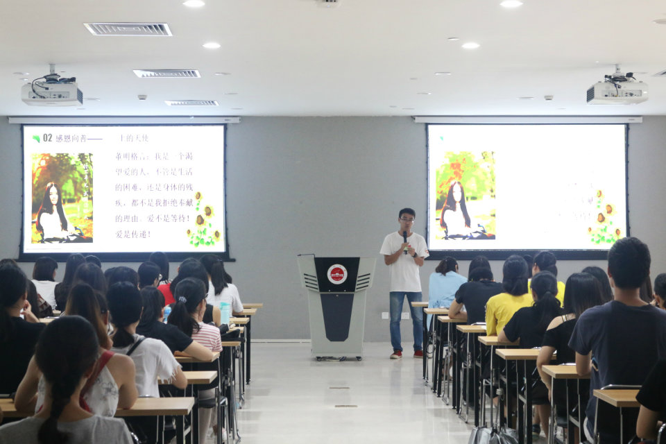 6CB440F9D9186B897031487E7AC_64E213F8_8B62C 6CB440F9D9186B897031487E7AC_64E213F8_8B62C