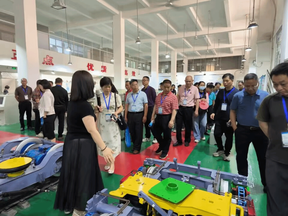 CFE0D8A612661371A21D2F03902_07CC1277_50B40 CFE0D8A612661371A21D2F03902_07CC1277_50B40